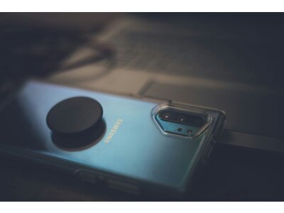 Adesivo per cellulare