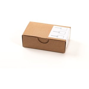 1000 stuks hangtags met rode draad 15x24 mm