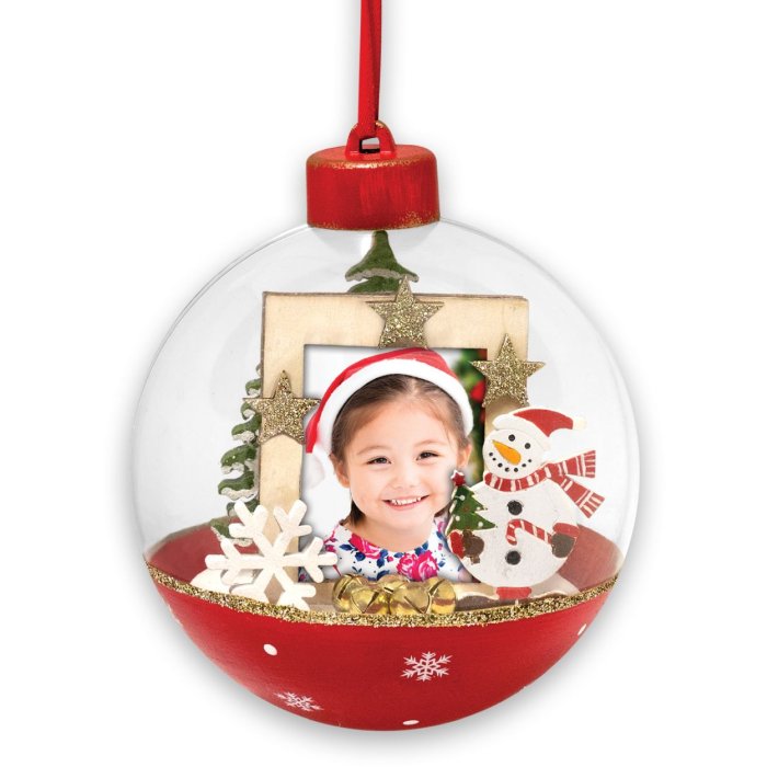 Loek kerstbal voor een foto 3.5x4.5 cm