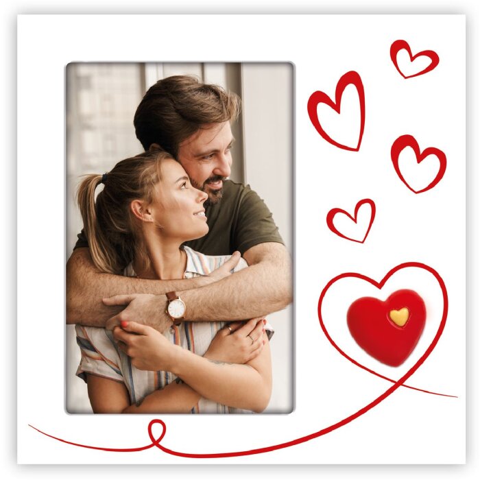 ZEP Roberta wit houten fotolijst 10x15 cm hoog formaat met harten en opstelvoet